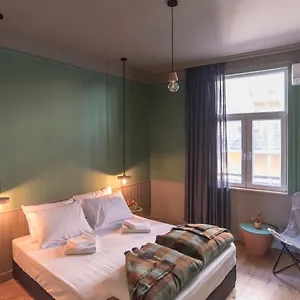 https://beautiful-best-location-apartment-green-mouse.plovdiv-hotels.com